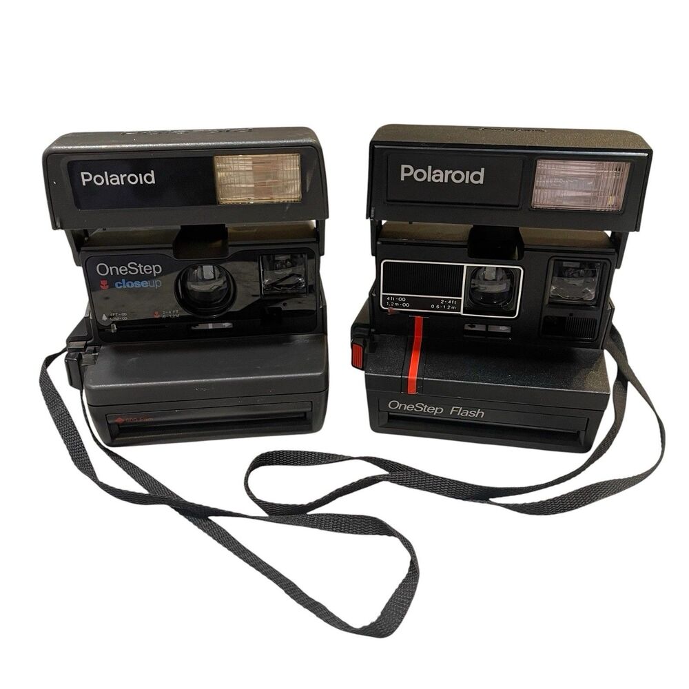 Vtg Polaroid One Step Close Up & Flash 600 Film Instant Camera W/ Strap UNTESTED